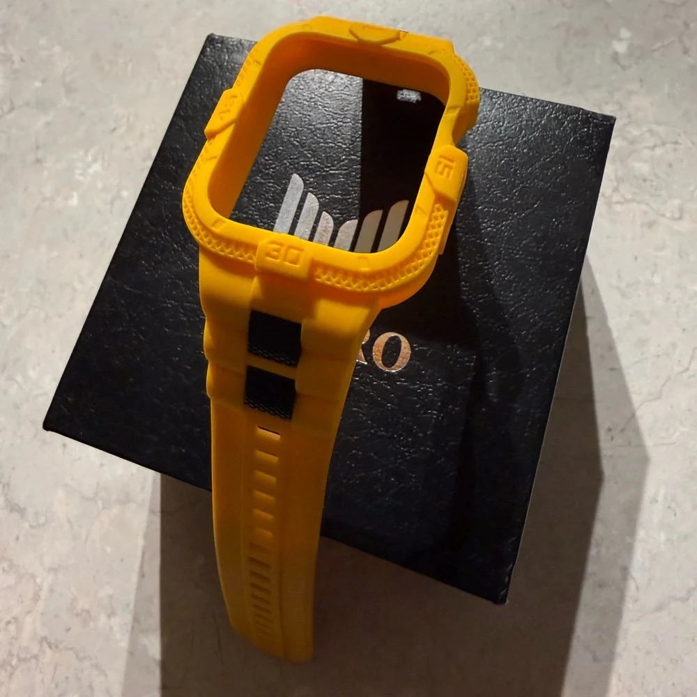 Yellow Watch Case Apple Watch 45mm